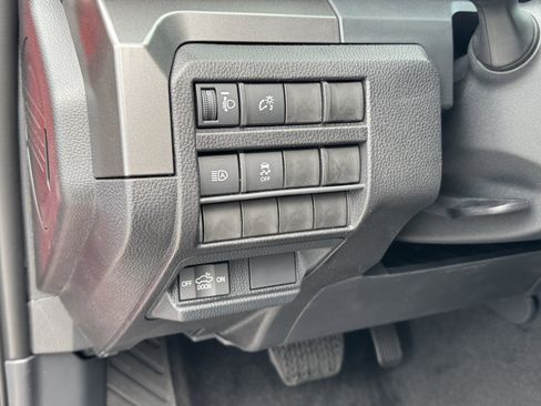 New 2025 Toyota Tacoma TRD Off-Road image 17