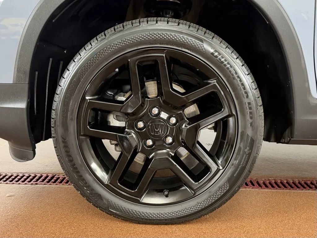 Used 2023 Honda Passport EX-L image 8