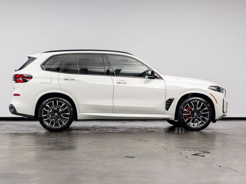 Used 2026 BMW X5 M60i AWD/4WD image 21