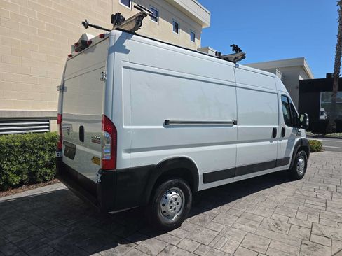 Used 2021 RAM ProMaster 2500 FWD image 3