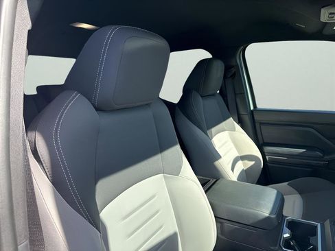 Used 2024 Toyota Tacoma TRD Sport image 15