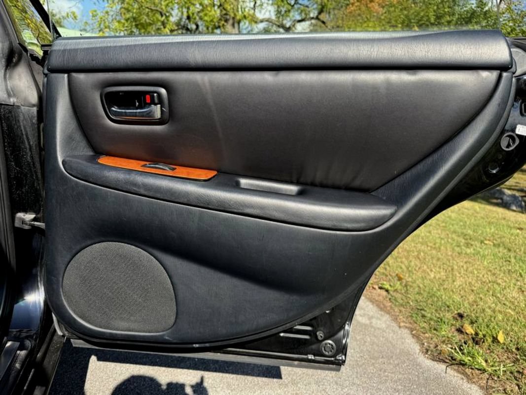 Used 2001 Lexus ES 330 FWD image 23
