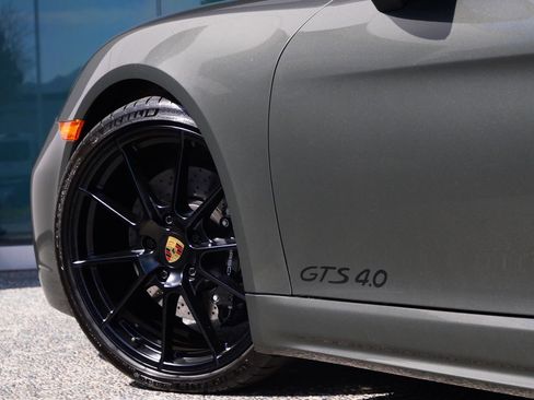 Used 2024 Porsche 718 Cayman GTS image 8