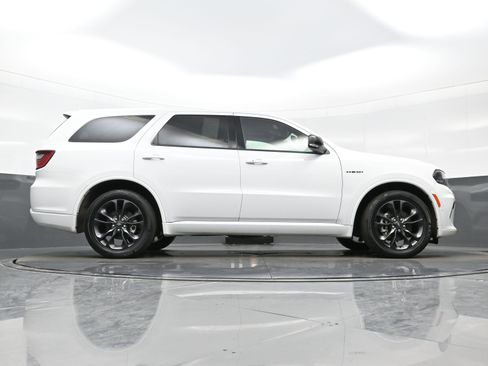 Used 2022 Dodge Durango R/T w/ Blacktop Package image 31