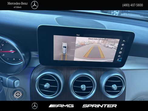 Used 2022 Mercedes-Benz GLC 300 4MATIC image 27