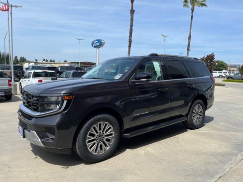 New 2026 Ford Expedition Platinum AWD/4WD image 1