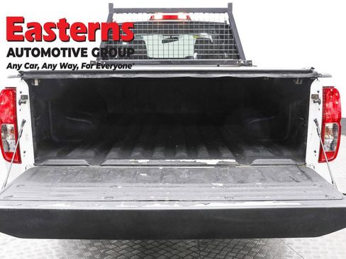 Used 2019 Nissan Frontier S image 9