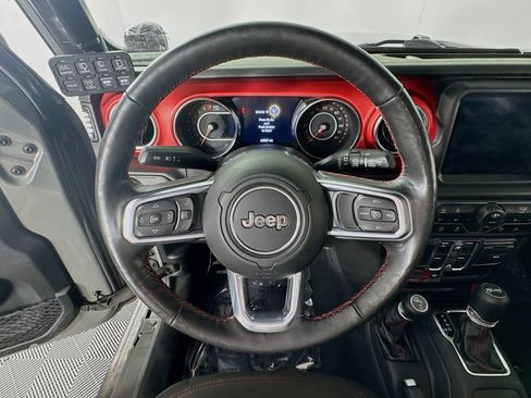 Used 2019 Jeep Wrangler Unlimited Rubicon AWD/4WD image 13
