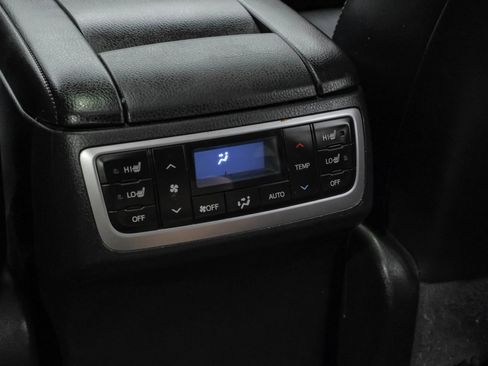 Used 2016 Toyota Highlander Limited Platinum AWD/4WD image 51