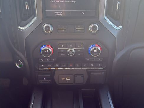 Used 2021 GMC Sierra 1500 Denali w/ Denali Ultimate Package image 18