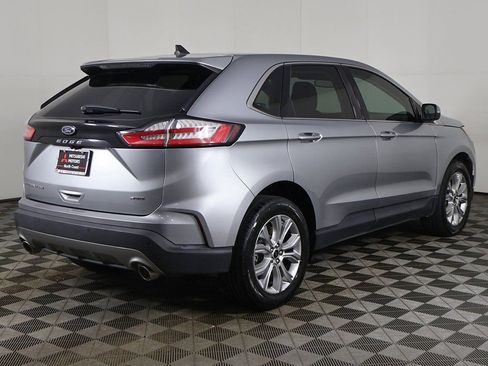 Used 2024 Ford Edge Titanium image 11