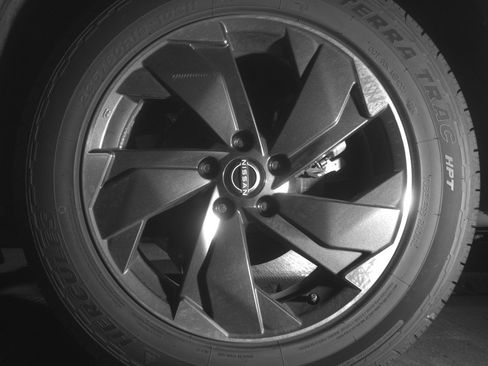 Used 2025 Nissan Rogue SV AWD/4WD image 14