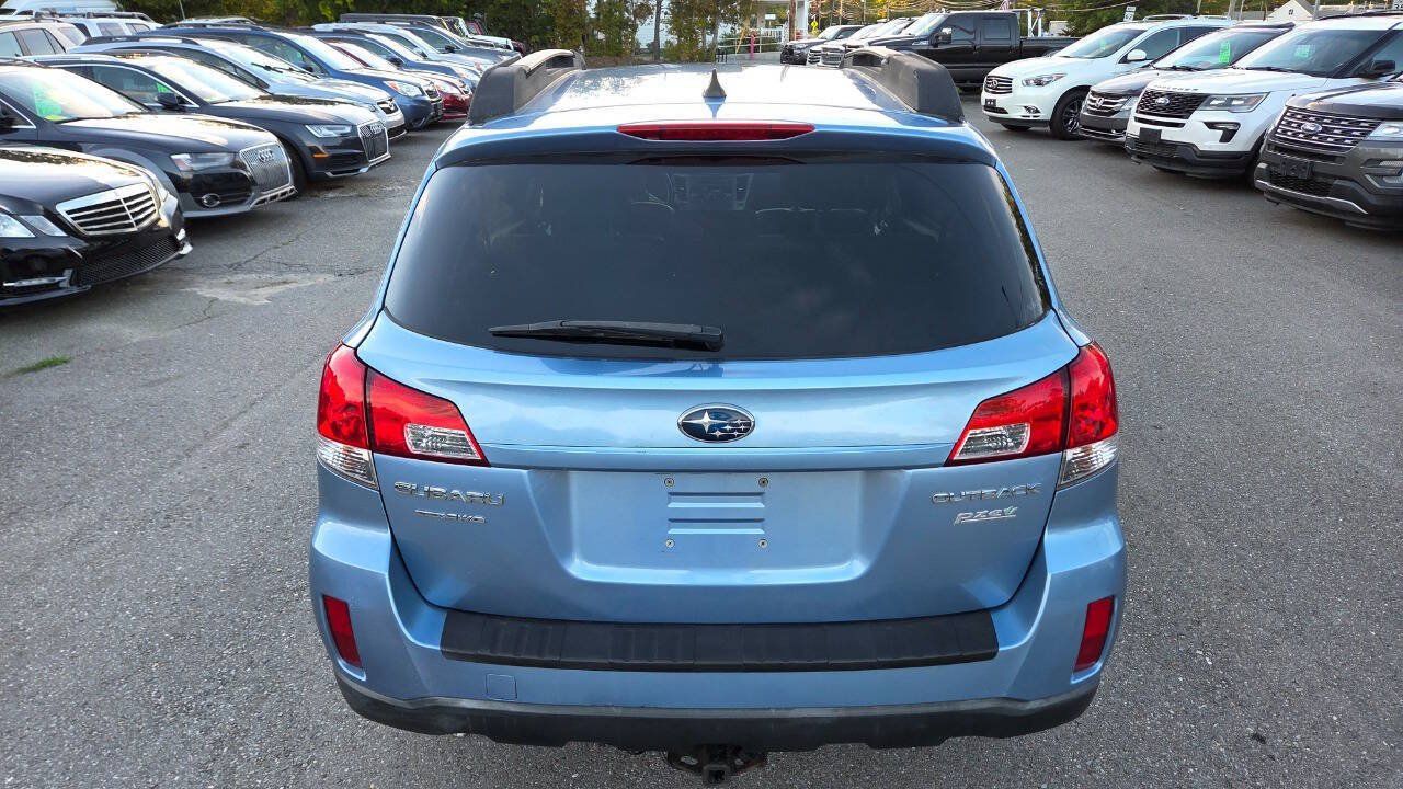 Used 2011 Subaru Outback 2.5i Limited AWD/4WD image 11