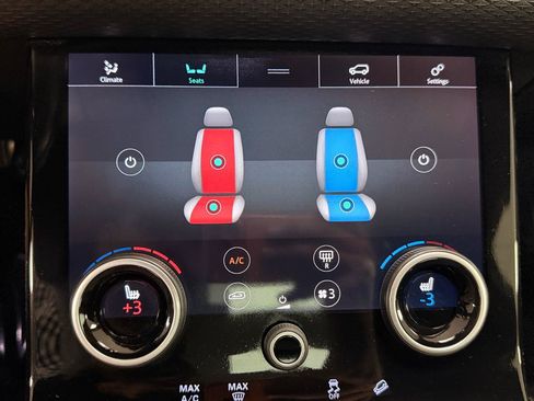 Used 2018 Land Rover Range Rover Velar R-Dynamic SE AWD/4WD image 15