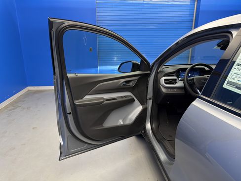 New 2027 Chevrolet Bolt LT w/ Comfort Package FWD image 10