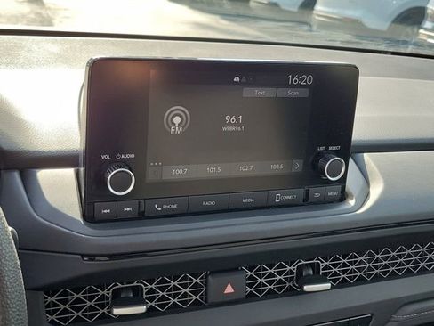 Certified 2023 Honda Accord EX image 27