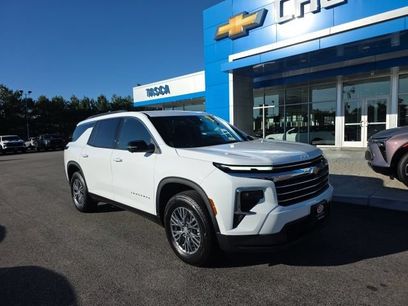New 2027 Chevrolet Traverse LT w/ Driver Confidence Package