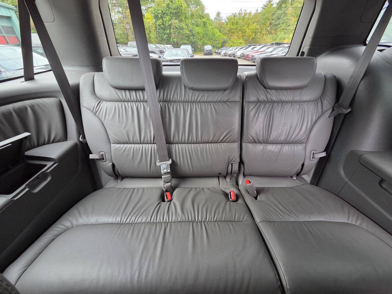 Used 2010 Honda Odyssey EX-L image 16