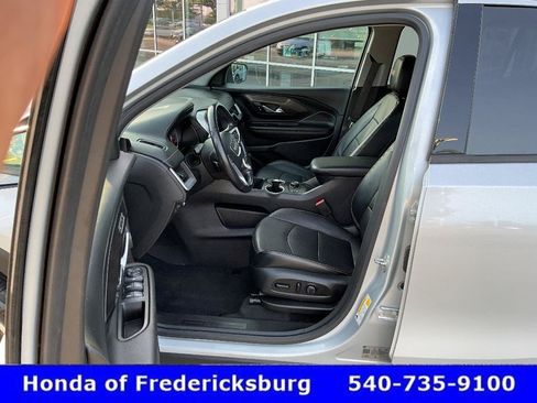 Used 2020 GMC Terrain SLT w/ Preferred Package AWD/4WD image 29