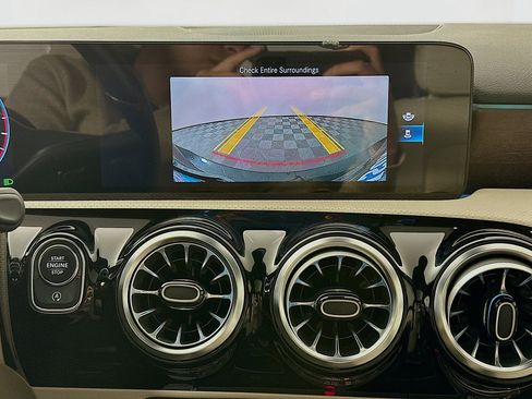 Used 2022 Mercedes-Benz A 220 4MATIC image 16