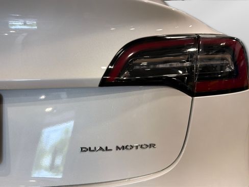 Used 2023 Tesla Model 3 Standard Range RWD image 45