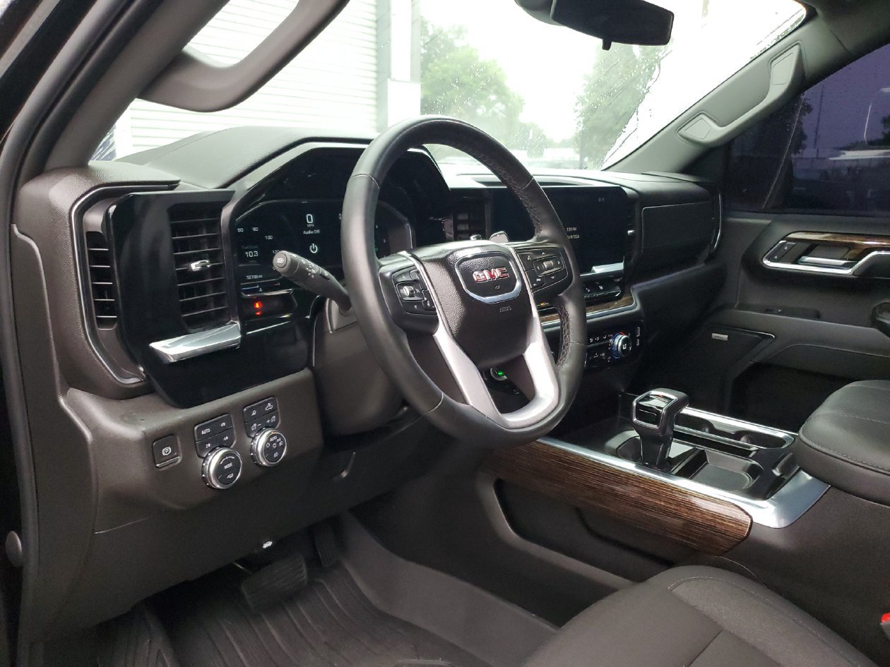 Used 2024 GMC Sierra 1500 Elevation w/ Preferred Package AWD/4WD image 20