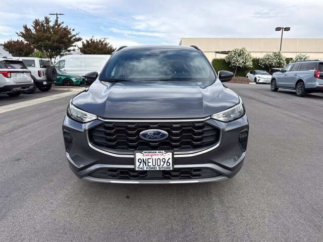 Certified 2024 Ford Escape ST-Line w/ Equipment Group 301A FWD image 3