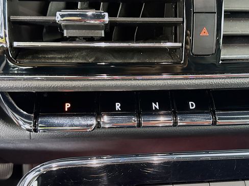 Used 2024 Lincoln Navigator L Premiere image 19