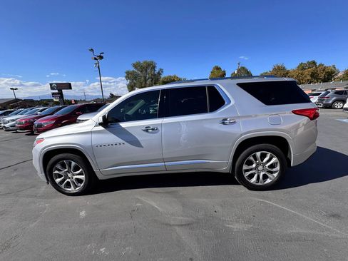 Used 2021 Chevrolet Traverse Premier image 7