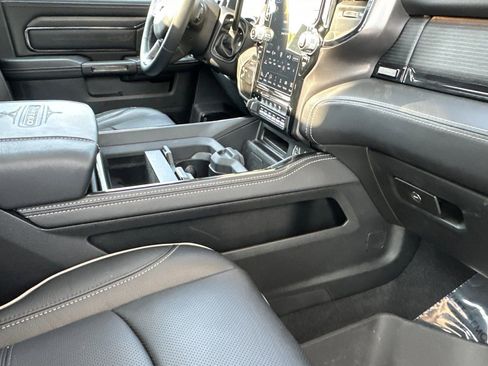 Used 2024 RAM 3500 Limited image 16