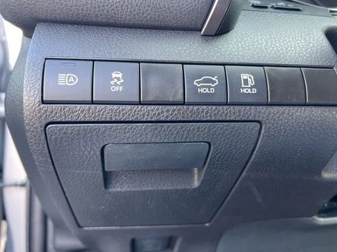 Used 2023 Toyota Camry XSE image 10