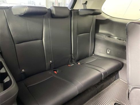 Used 2024 Toyota Grand Highlander XLE image 11