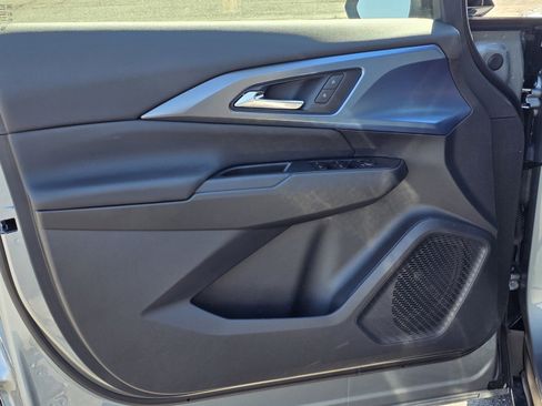 New 2026 Chevrolet Equinox EV LT w/ LPO, Blackout Package image 20