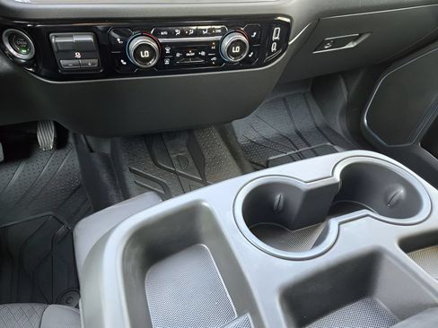 Used 2023 Chevrolet Silverado 1500 LT RWD image 18