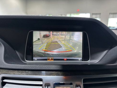 Used 2016 Mercedes-Benz E 350 4MATIC Sedan image 53