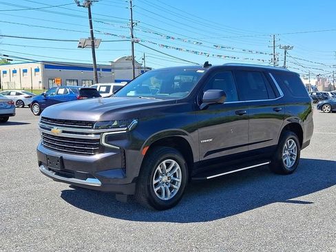 Used 2024 Chevrolet Tahoe LT AWD/4WD image 3