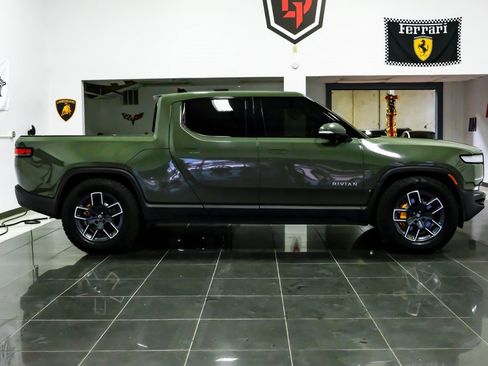 Used 2022 Rivian R1T Launch Edition image 9