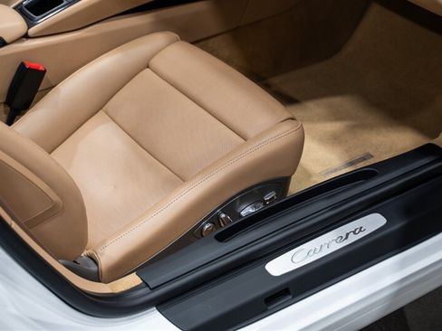 Used 2013 Porsche 911 Carrera RWD image 34