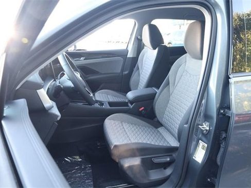 New 2025 Volkswagen Tiguan S image 8