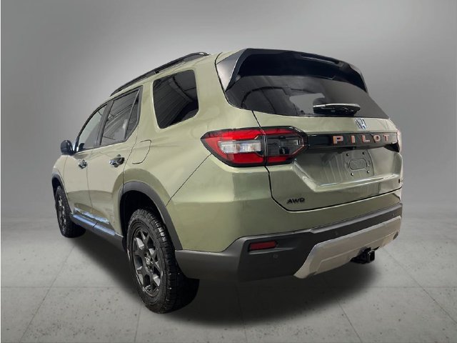 New 2026 Honda Pilot TrailSport image 3