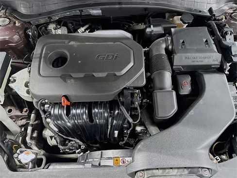 Used 2017 Kia Optima LX image 28