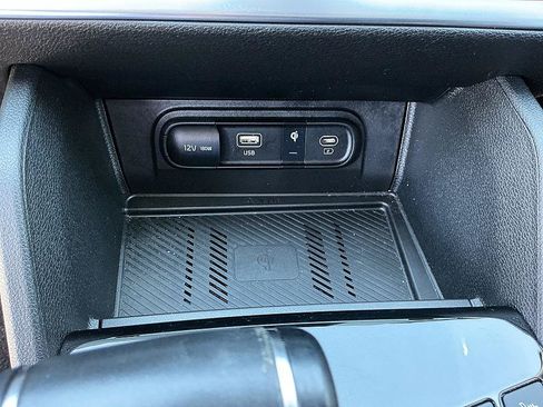 Used 2025 Kia Sportage SX FWD image 19