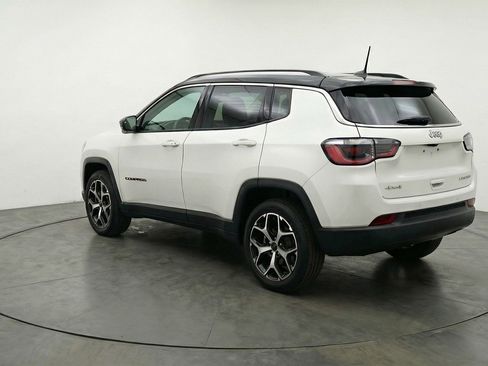Used 2025 Jeep Compass Limited AWD/4WD image 6