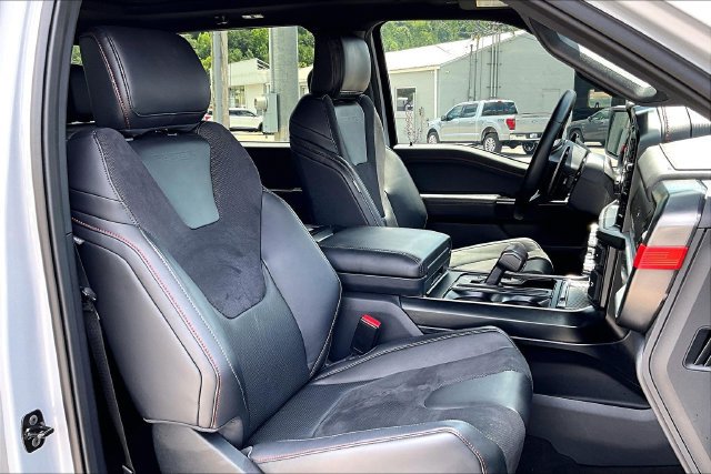 Used 2025 Ford F150 Raptor AWD/4WD image 7