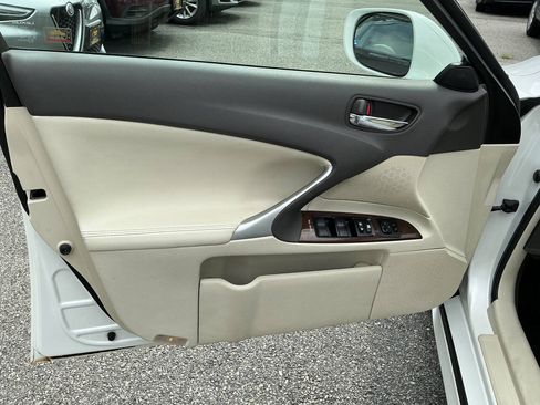 Used 2011 Lexus IS 250 AWD w/ Premium Pkg Value Edition image 19