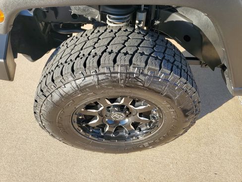 Used 2015 Jeep Wrangler Unlimited Sport w/ Quick Order Package 24S image 36