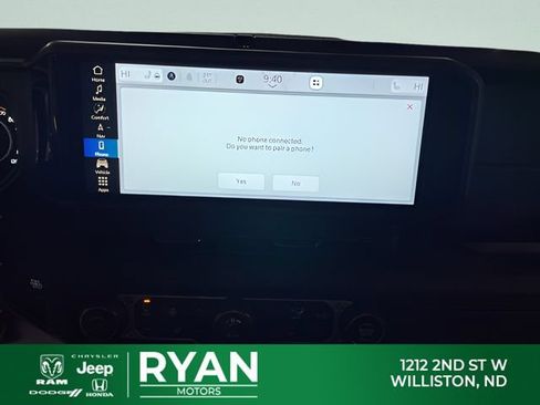 New 2026 Jeep Gladiator Mojave w/ Technology Group AWD/4WD image 30