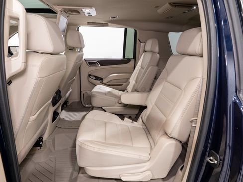 Used 2019 GMC Yukon XL Denali w/ Denali Ultimate Package RWD image 35