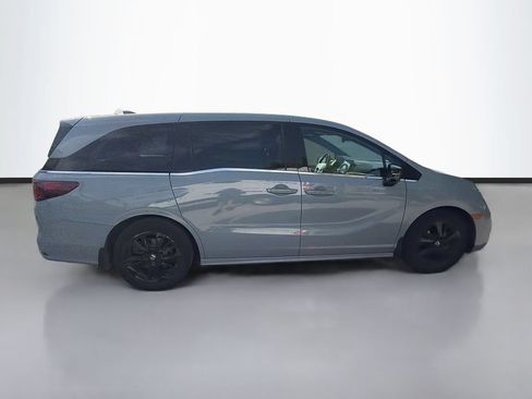 Certified 2023 Honda Odyssey Sport image 8