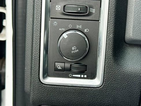 Used 2017 RAM 1500 Big Horn image 12